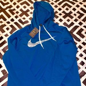 Nike therma fit hoodie